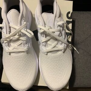 White UBOUNCE DNA women shoe